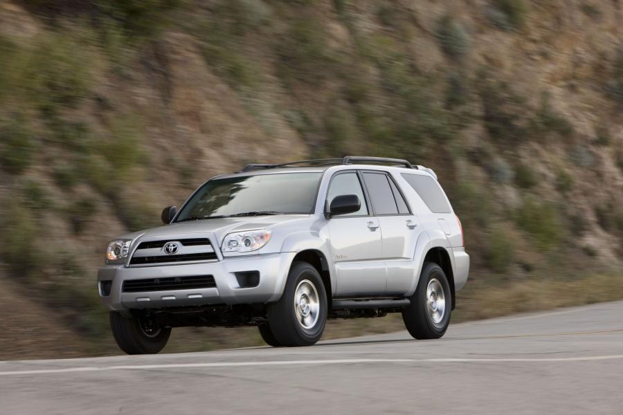  Toyota 4Runner 2006 года  (фото 48 из 50)